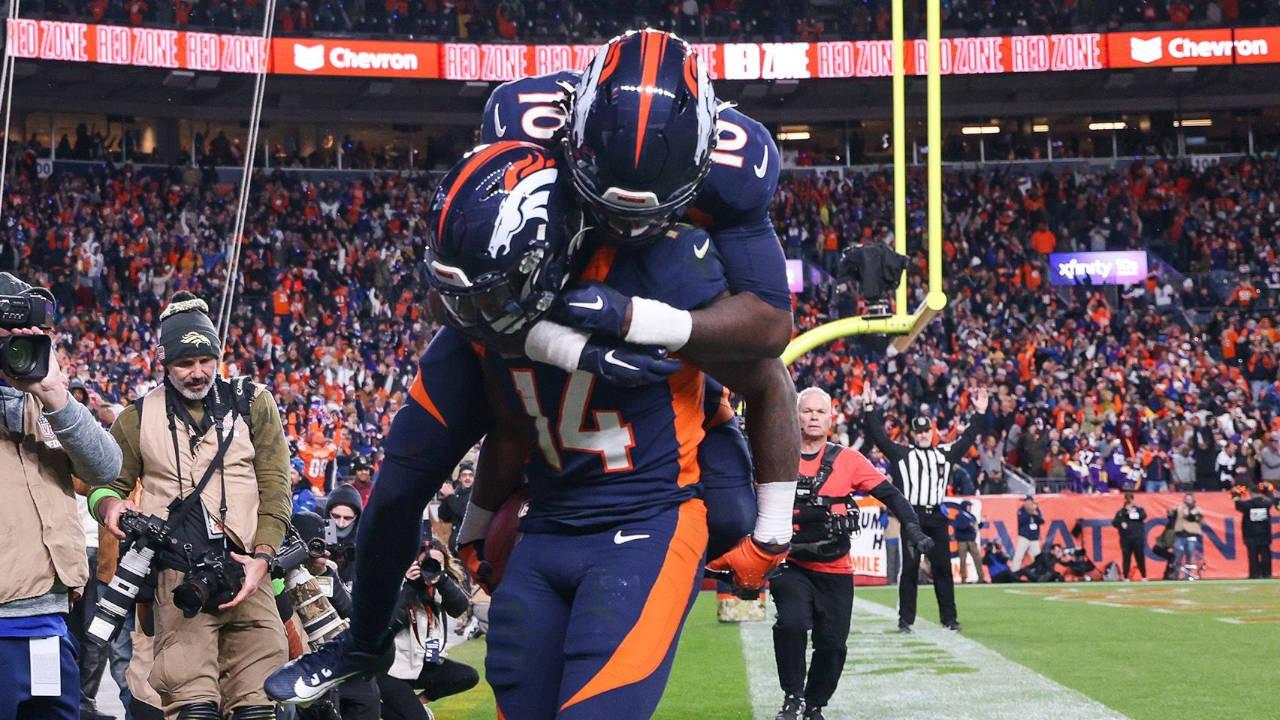 Broncos